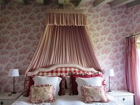 Provencale Raspberry Toile de Jouy 6120